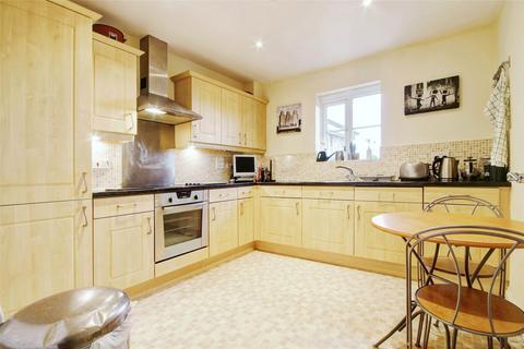 2 bedroom flat for sale, Highfield Rise, Chester le Street, County Durham, DH3