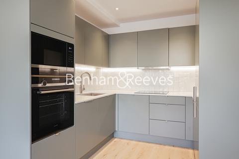 3 bedroom apartment to rent, Felix Road, Ealing W13