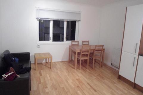 1 bedroom apartment to rent, Goodwin Close, London