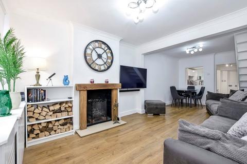 2 bedroom terraced house for sale, Breakspeare Road, Abbots Langley WD5