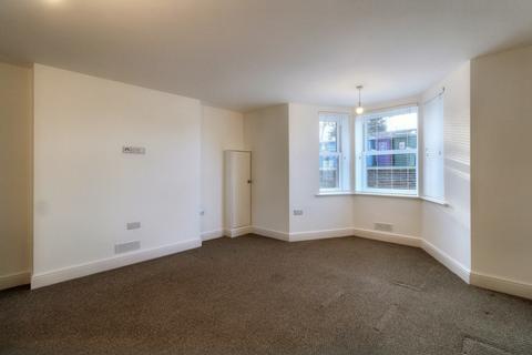 1 bedroom maisonette to rent, Amelia Court, Farnborough, Hampshire, GU14