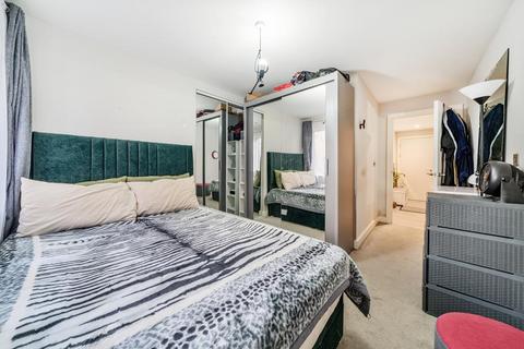 2 bedroom flat for sale, Slough,  Berkshire,  SL2