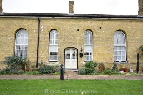 2 bedroom terraced house for sale, St Georges Barracks, Gosport