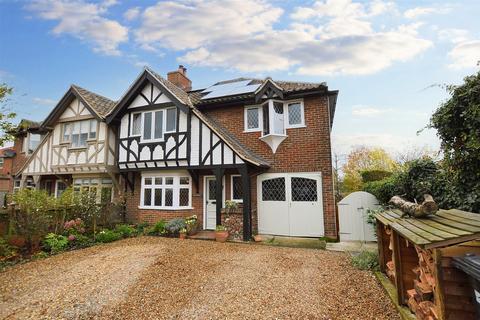 4 bedroom semi-detached house for sale, Handford Drive, Sheringham