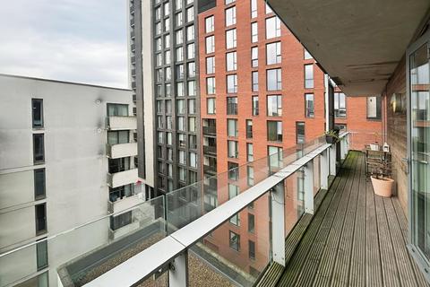 2 bedroom apartment to rent, Spectrum, Blackfriars Road, Salford