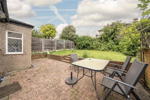 40 Arbroath Road, London, SE9 6RN