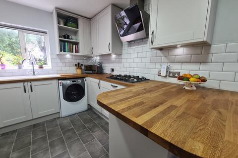 3 bedroom end of terrace house for sale, Malmesbury Road, Southampton SO15