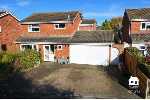 4 bedroom detached house for sale, Grafton Drive, Wigston, LE18