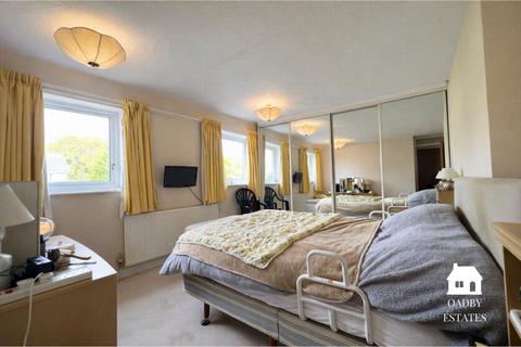 4 bedroom detached house for sale, Grafton Drive, Wigston, LE18