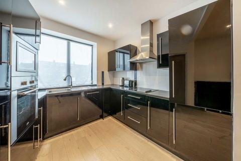 2 bedroom flat to rent, Banister Road, London W10