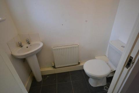 2 bedroom terraced house to rent, Chapel Place, Coundon