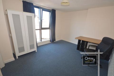 Studio to rent, Salisbury Street, SOUTHAMPTON SO15