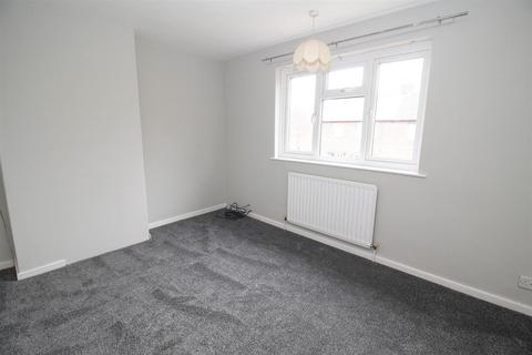 3 bedroom house to rent, Teesdale Grove, Forest Hall, Newcastle