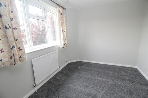 3 bedroom house to rent, Teesdale Grove, Forest Hall, Newcastle