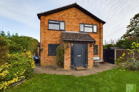 4 bedroom detached house for sale, Montgomery Close, Sandhurst, Berkshire, GU47