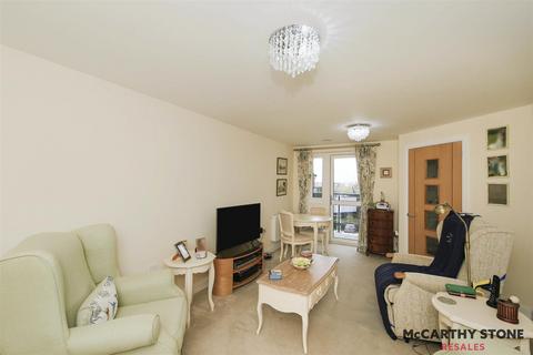 1 bedroom apartment for sale, Cranberry Court, Kempley Close, Hampton Centre, Peterborough, Cambridgeshire, PE7 8QH