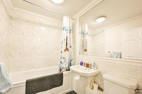 2 bedroom flat to rent, Milton House, London EC1A