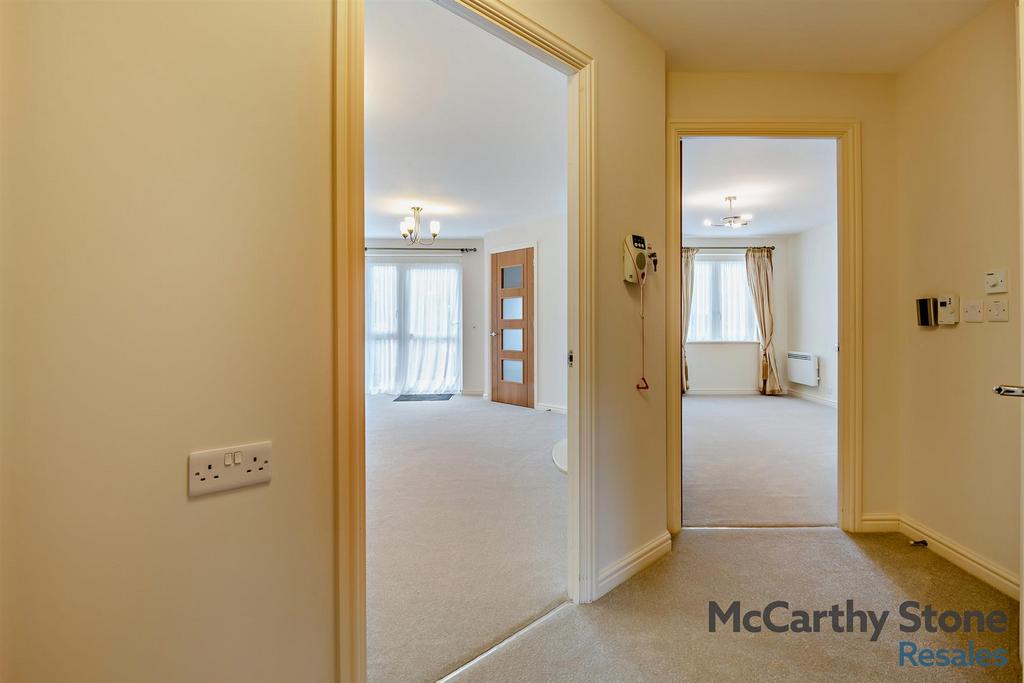 8641123-interior09-800.jpg