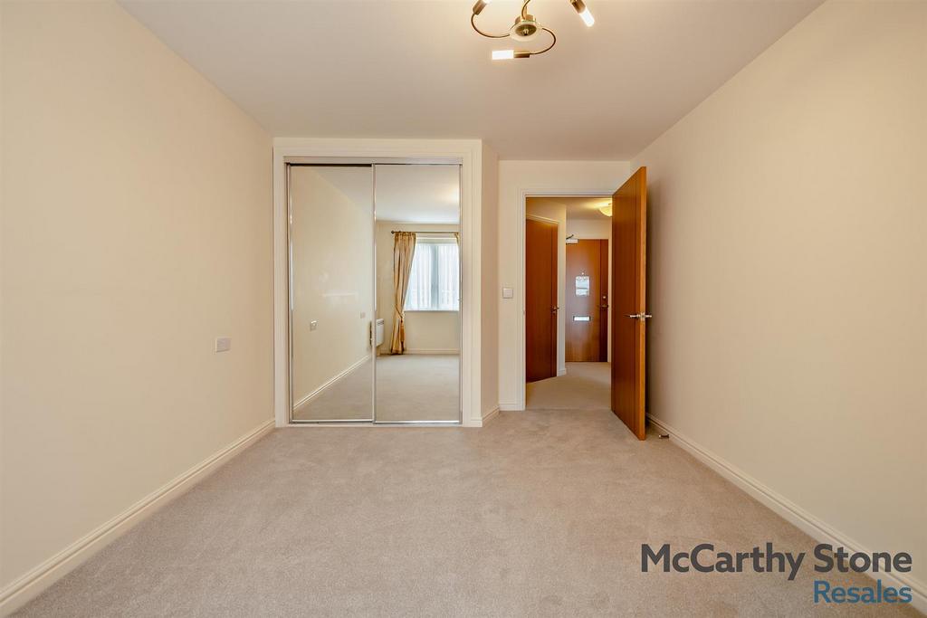 8641123-interior02-800.jpg