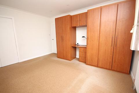 39 Fairview Drive, Broadstone, BH18 9AR
