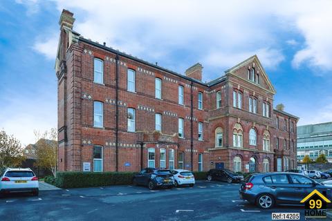 2 bedroom flat for sale, Finchdean Gardens, Portsmouth, Hampshire, PO3