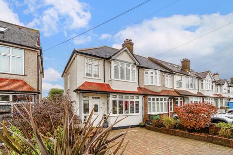 3 bedroom end of terrace house for sale, Stoneleigh Avenue, Worcester Park