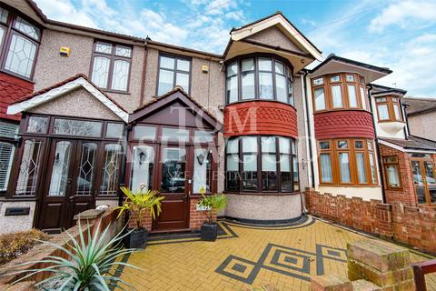 3 bedroom terraced house for sale, Stratton Drive, Leftley Estate, Barking, IG11