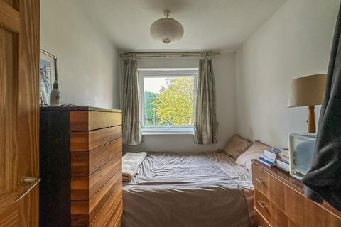 9 Grain Close, Great Shelford, Cambridge, CB22 5AR
