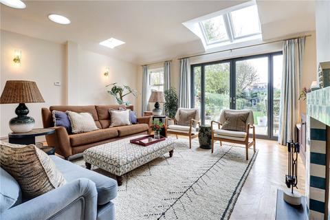 4 bedroom semi-detached house to rent, Station Road, Harpenden, Hertfordshire