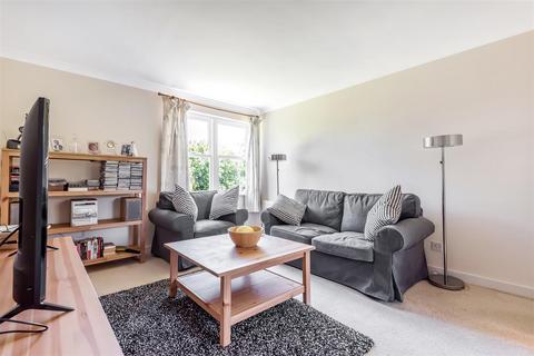 1 bedroom flat for sale, Castelnau, Barnes, London, SW13