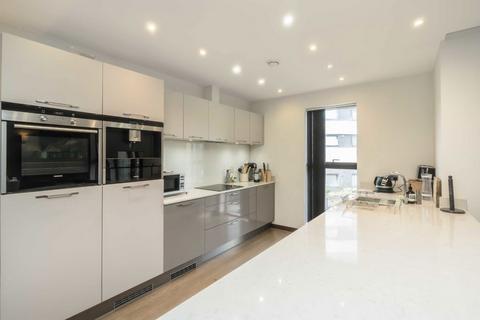 3 bedroom flat to rent, Frances Wharf, London E14