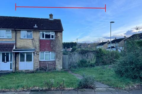 3 bedroom semi-detached house for sale, 39 Langdale Road, Dunstable, Bedfordshire, LU6 3NR