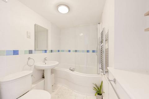 97 Wheat Sheaf Close, London, E14 9UY