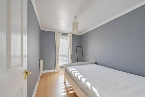 97 Wheat Sheaf Close, London, E14 9UY