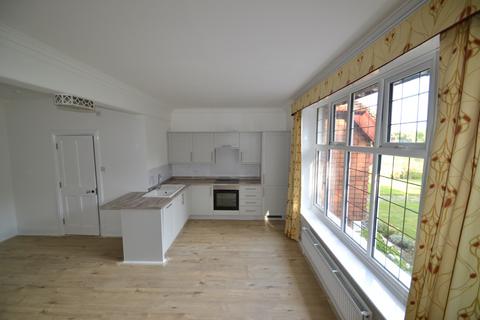 Studio to rent, Cowfold Road, Coolham RH13