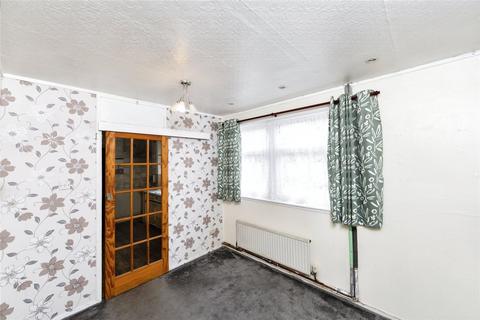 3 bedroom semi-detached house for sale, West Pinfold, Royston, Barnsley, South Yorkshire, S71