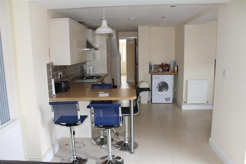 7 bedroom house to rent, Norman Street, Cardiff CF24