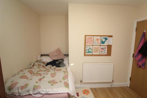 7 bedroom house to rent, Norman Street, Cardiff CF24