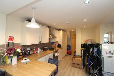 7 bedroom house to rent, Norman Street, Cardiff CF24