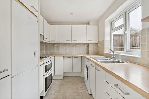 3 bedroom terraced house for sale, Homefield Road, Bushey