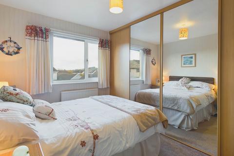 25 Fowey Crescent, Callington, PL17 7PJ