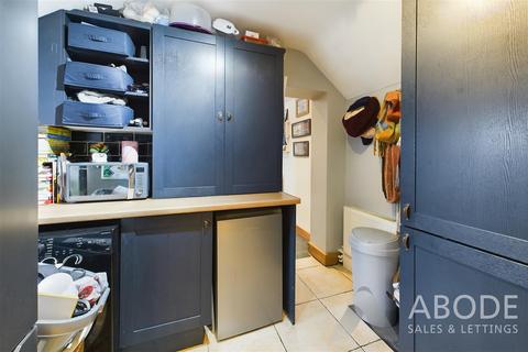 44 Dove Walk, Uttoxeter, ST14 8EH