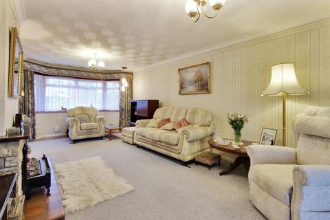 35 Kent Road, Longfield, DA3 7QR
