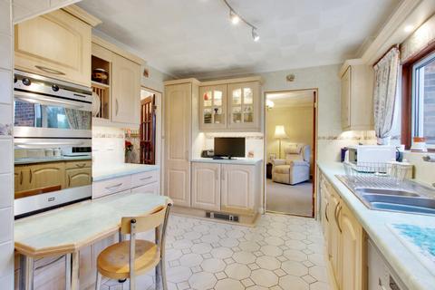 35 Kent Road, Longfield, DA3 7QR