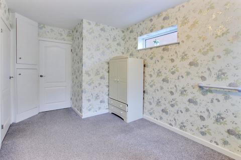 35 Kent Road, Longfield, DA3 7QR