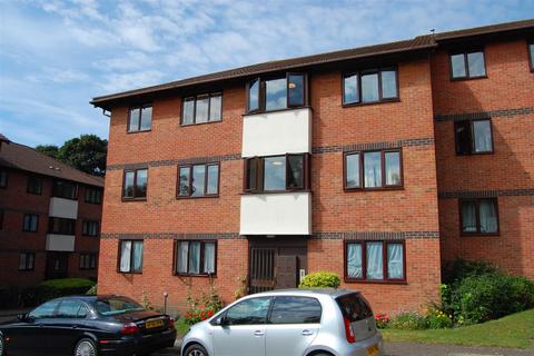 2 bedroom apartment to rent, Oakstead Close, Ipswich