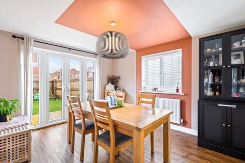 3 Frank Ford Close, Saxilby, Lincoln, LN1 4AS