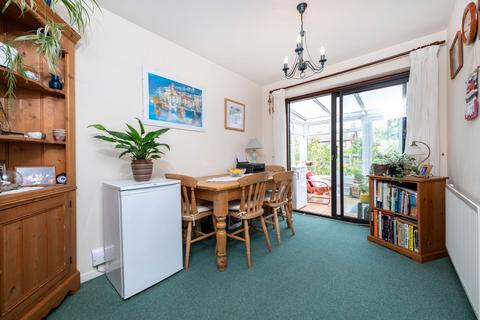 20 Ascot Drive, Grantham, NG31 9TB