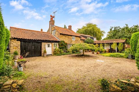 3 bedroom detached house for sale, Brattleby, Lincoln, LN1