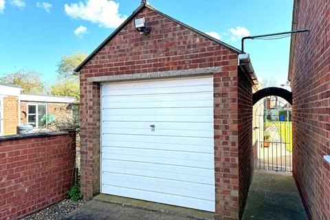 21 Burton Road, Heckington, Sleaford, NG34 9QR